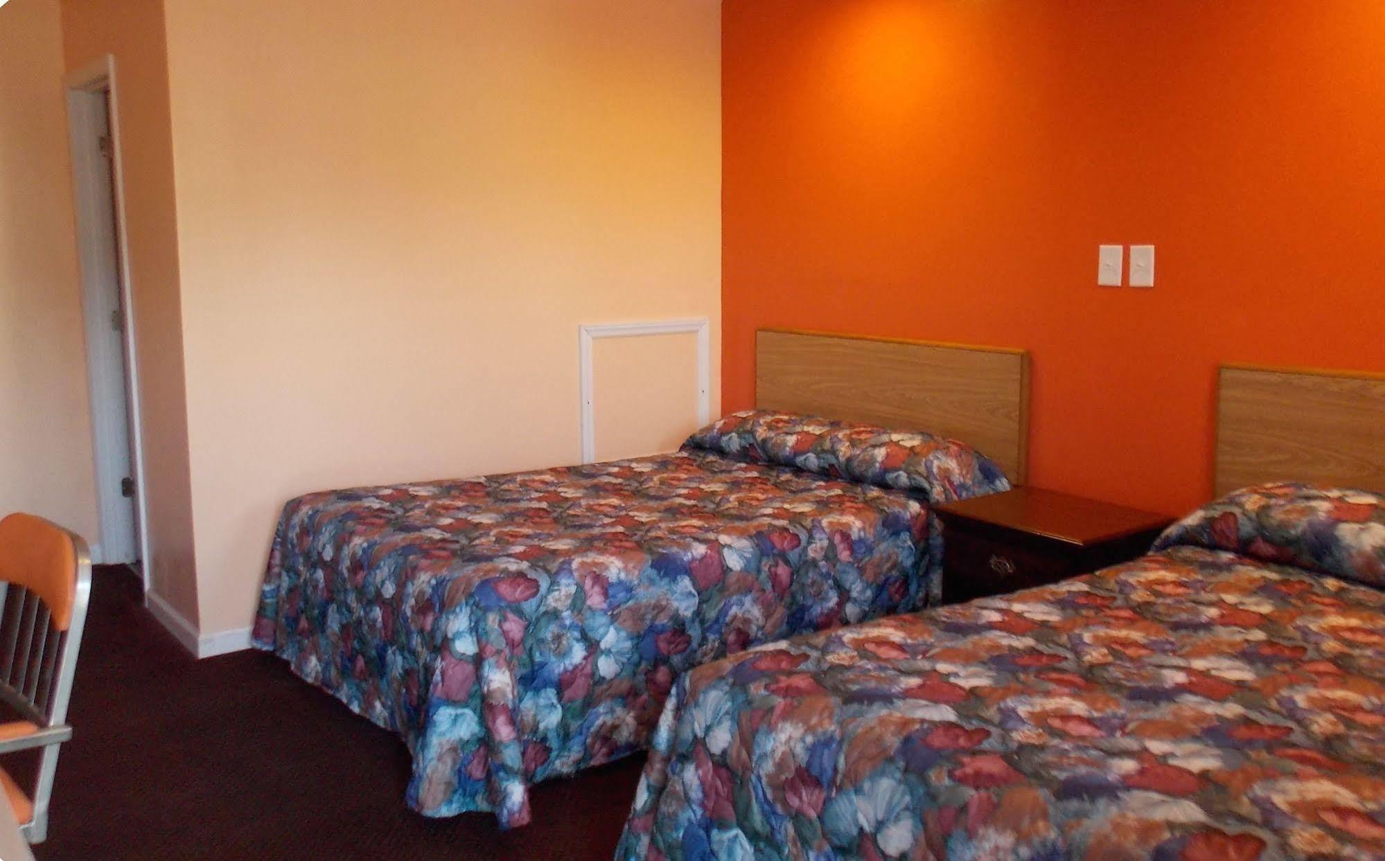 ווית'וויל Travel Lite Motel מראה חיצוני תמונה